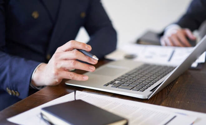 行政機関への許可申請